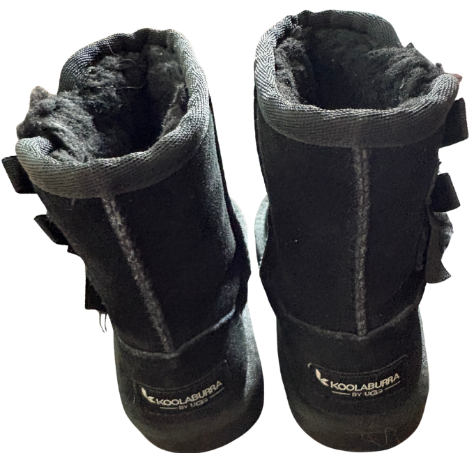 Winter Boots - Size 9 (UGG)