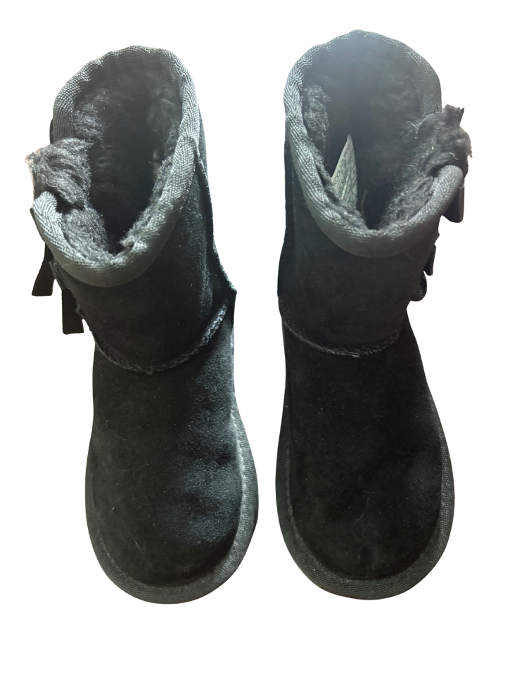 Winter Boots - Size 9 (UGG)